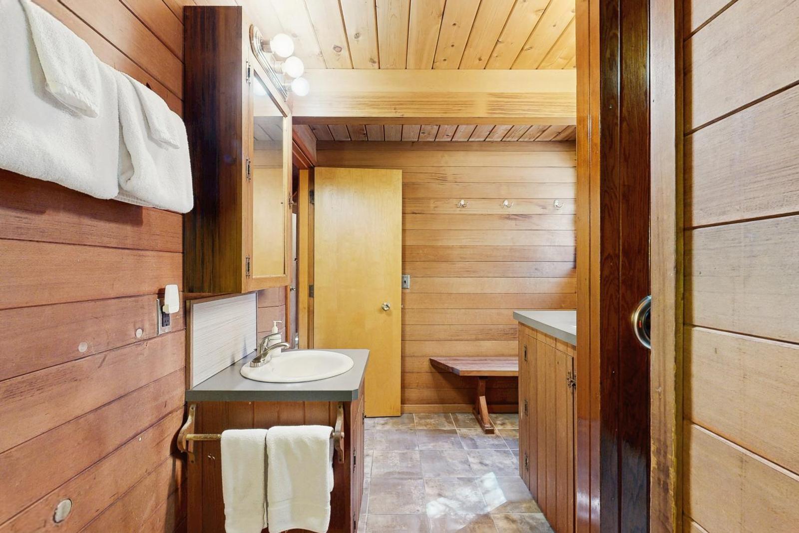 Cedar Chalet on Davos Main image 2