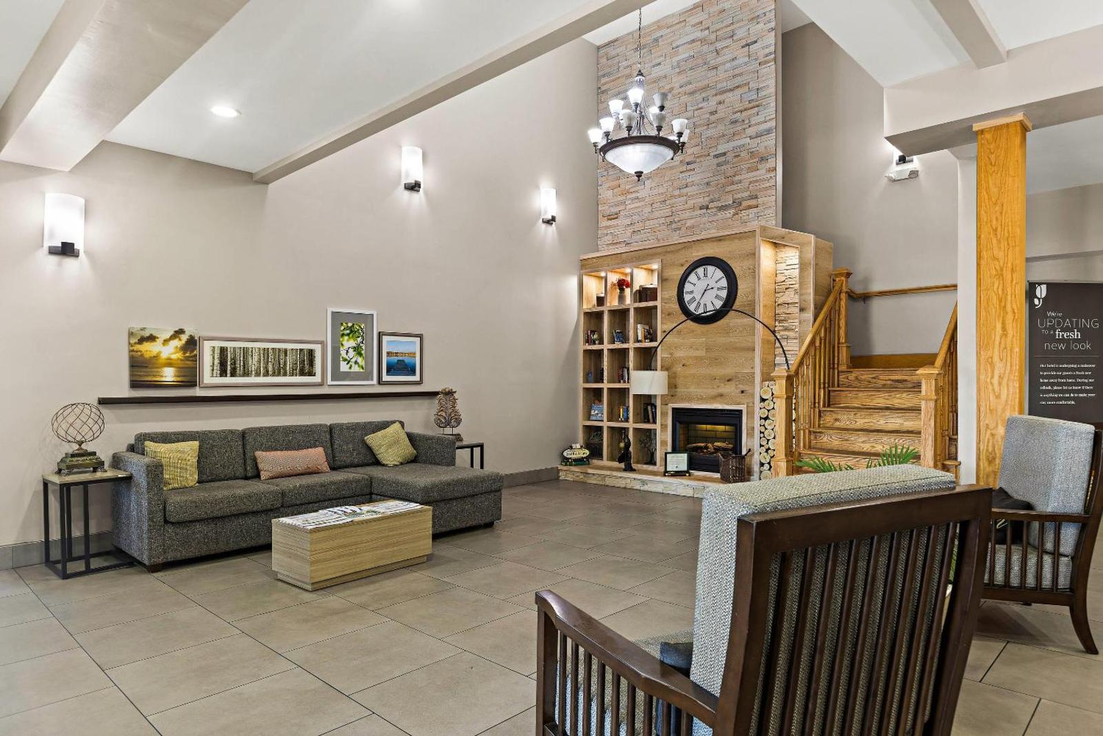 Country Inn & Suites by Radisson Hinesville GA Main image 2