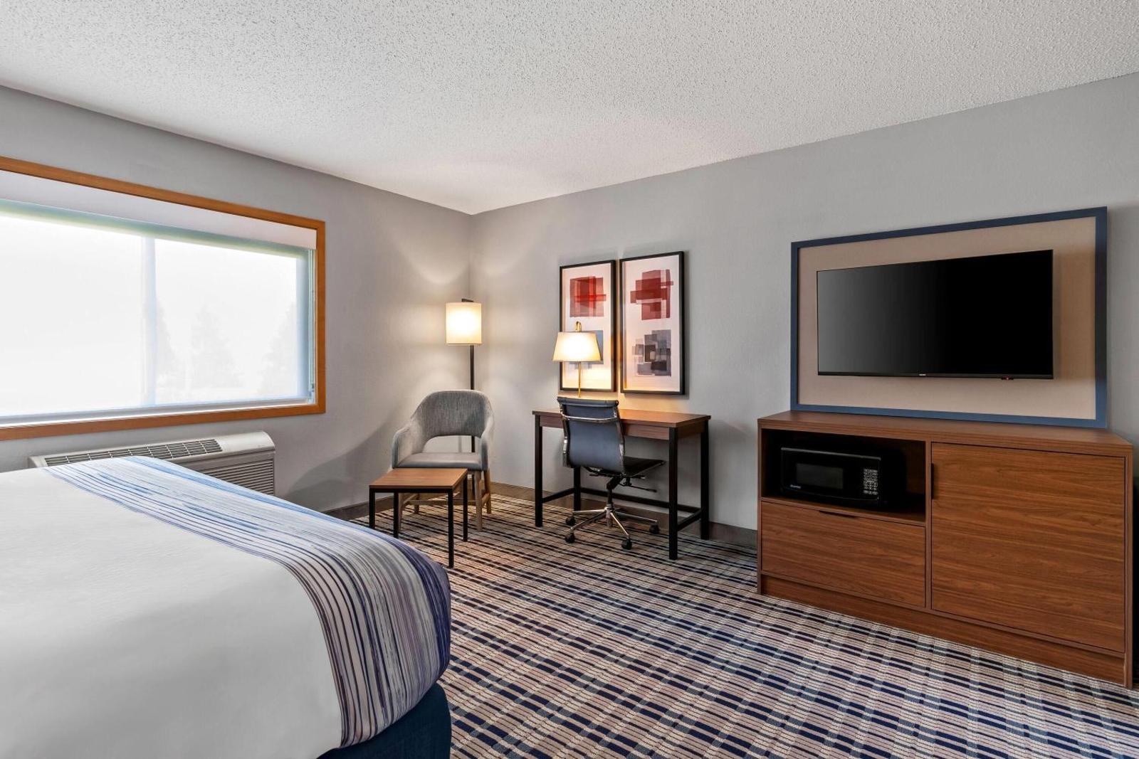 AmericInn by Wyndham Crookston U of M Crookston image 14