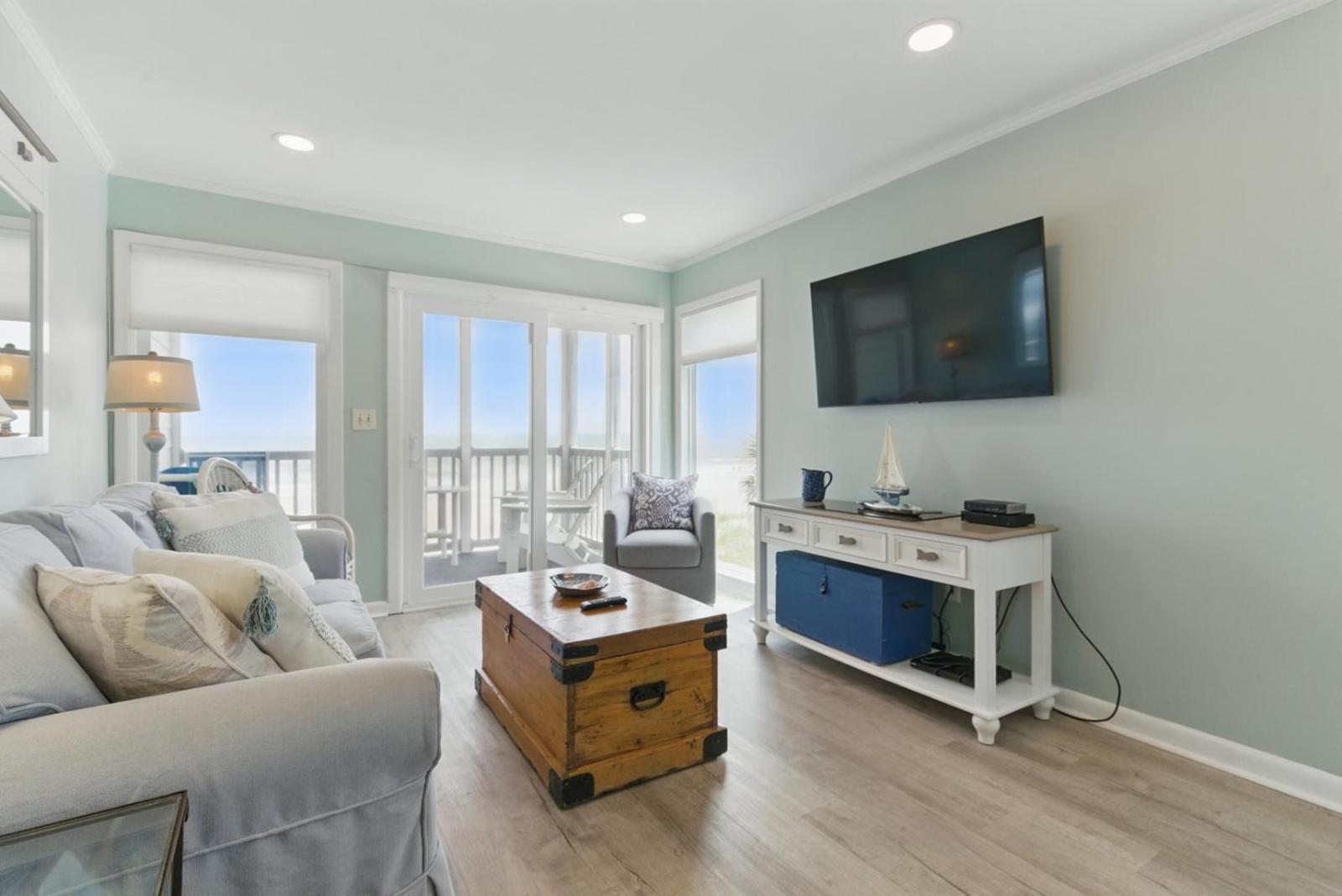 Pelican Watch 205 Main image 1