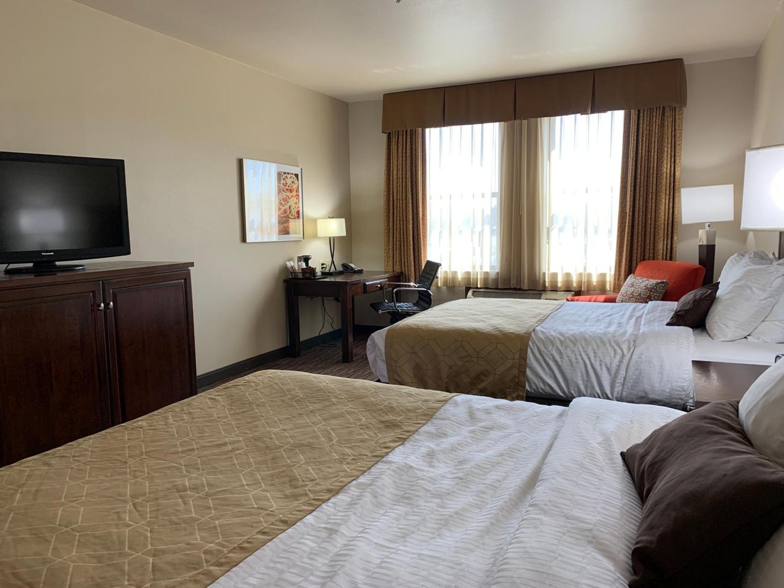 Best Western Plus Campus Inn - River Falls Main image 1