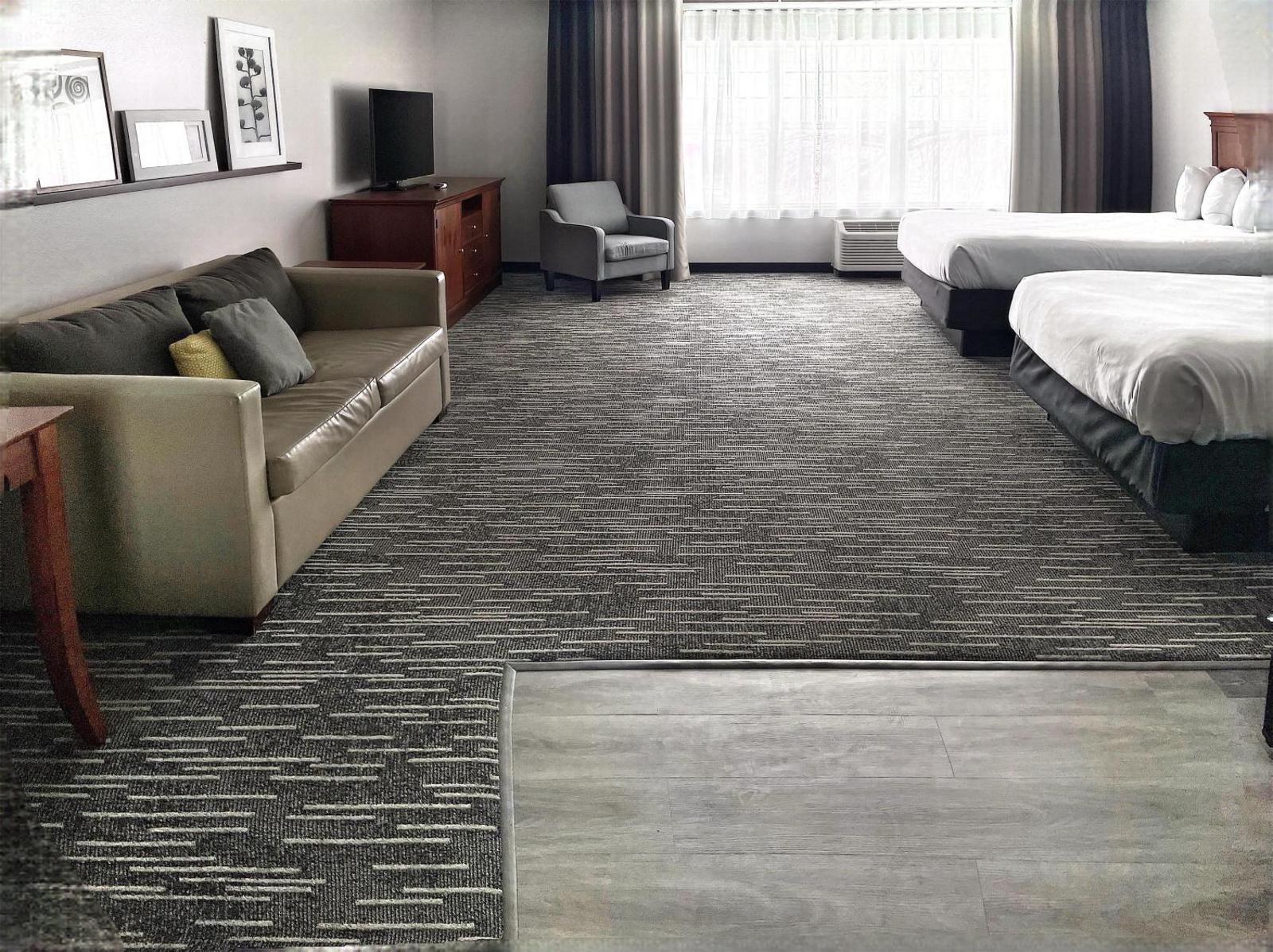 Country Inn & Suites by Radisson Fort Dodge IA Main image 1