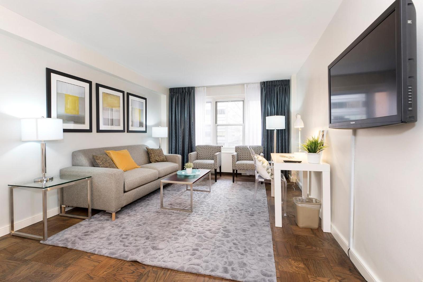 Murray Hill East Suite Hotel