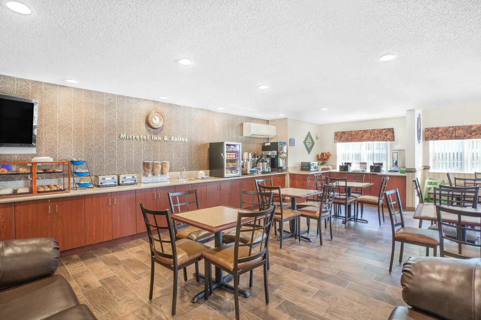 Microtel Inn and Suites - Salisbury Main image 2