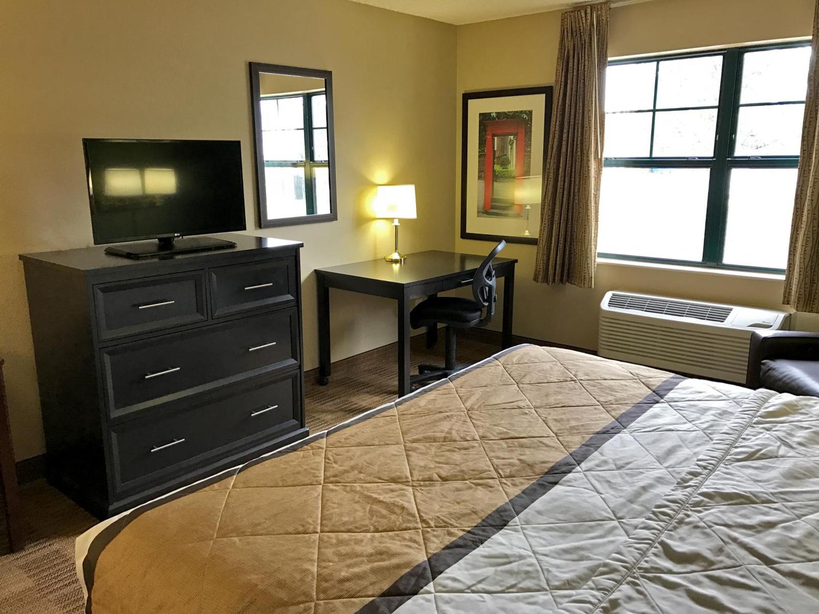 Popular attractions Area Nearby Property