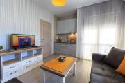 Top Bar