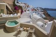 Top Oia