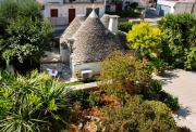 Trullo Giardino Fiorito