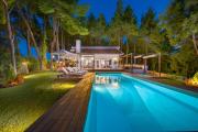 Top Sani Beach