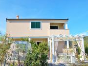 Apartment Stipe Apartment Stipe