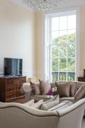 Scottish Stays Luxurious Apartment in Royal Terrace