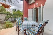 Apartment Nerezine 2516b