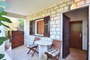 Big apartment Povlja-20 meters from sea