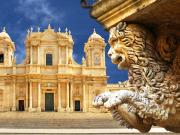 Top Noto