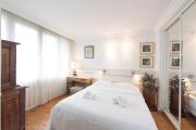Veeve - Apartment near Pont de Grenelle