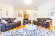 Apartment Green Gold