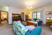 Top Angaston