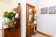 Top Angaston