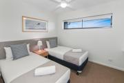 Top Kawana Waters