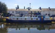 Roisin Dubh Houseboat