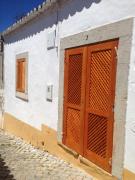 Casa rústica com jardim privado