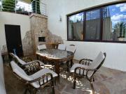 Сучасна Вілла з басейном на приватній території