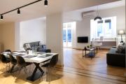 TONIS 4BD near Classy KOLONAKI, locals enjoy it
