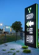 Poznan West Hotel