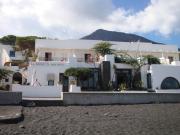 Top Stromboli