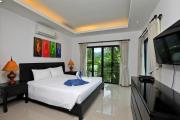 Top Nai Harn Beach