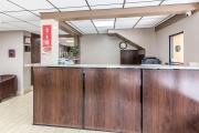 Econo Lodge Savannah Midtown