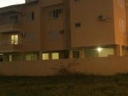 Apto 2 dormitórios, sendo 1suite a 350m da praia com churrasqueira