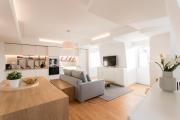 FLH Chiado Bright Apartment