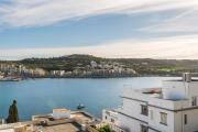 Top St Pauls Bay