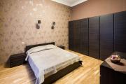 Svobody Avenue 10