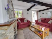 Top Burton Bradstock