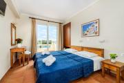 Panos Beach Hotel