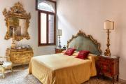 Luxury Venetian Rooms