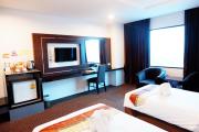 Top Hat Yai