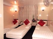 First Inn 24 HOUR RECEPTION 10TH F, Block D & E CHUNGKING MANSION TST