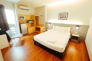 Collection O Thaiphiphat House Silom Collection O Thaiphiphat House Silom