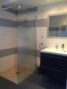 Maison de campagne, deux chambres, vue sur les montagnes