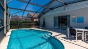 Rhapsody Palms - Family 4-bed pool home thats close to Disney