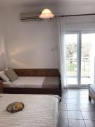 Top Paralía Skotínis