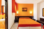 GuestHost - Naxos Terrace Apartment by the Beach