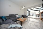 Luxury Penthouse with Glass Terrace Luxury Penthouse with Glass Terrace