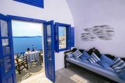 Top Oia