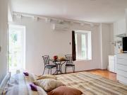 White House Apartments