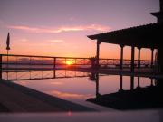 CERCADO DEL MEDIO, CHALET con PISCINA PRIVADA