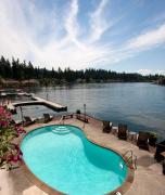 Top Lake Oswego